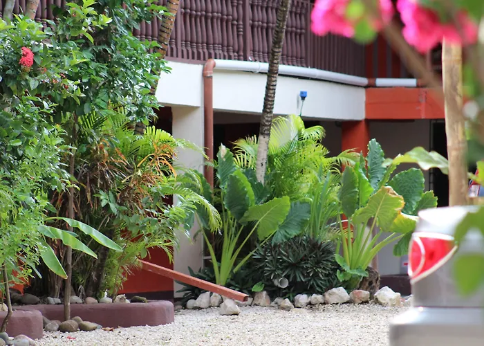 Blue Iguana Hotel Samara